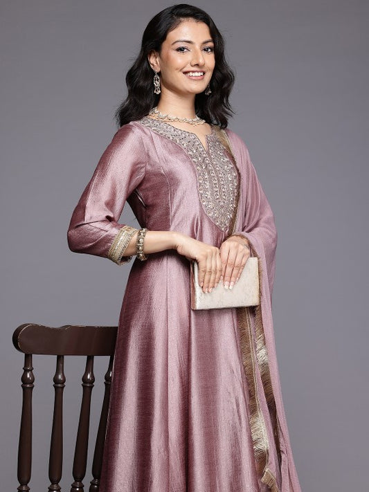 Varanga Ethnic Motifs Embroidered Zari Pleated Kurta