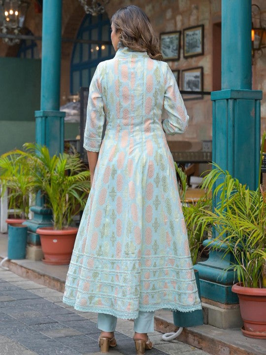 Aavanya Women Blue Kurta Sets