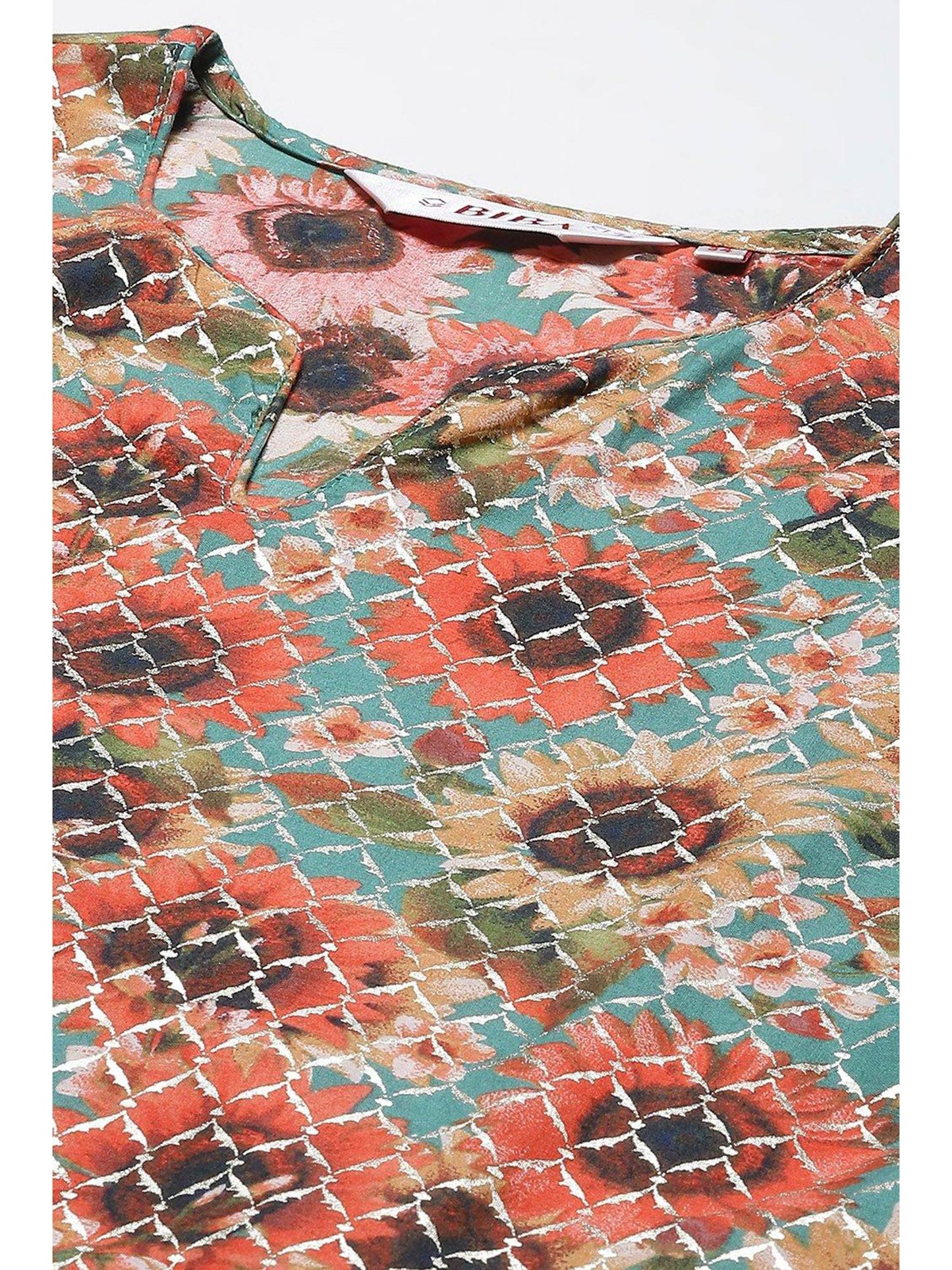 Green &amp; Multi Floral Printed Kurta (Set of 3)