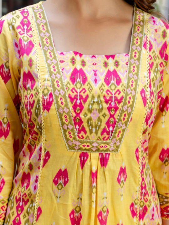 Indo Era Women Printed Panelled Sequinned Pure Cotton Kurta with Trousers & With Dupatta