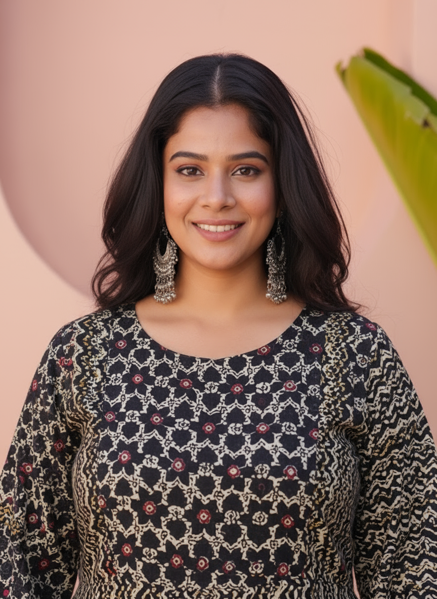 Embroidered Viscose Geometric Straight Black Kurta