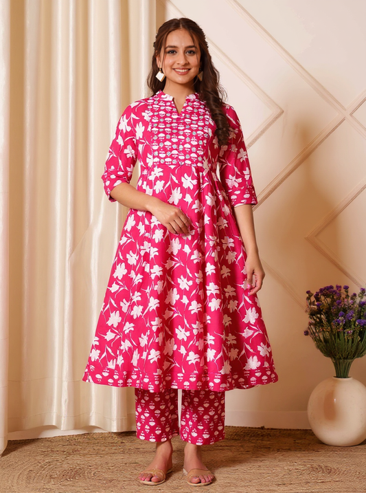 Embroidered Soft Cotton Floral Panelled Pink Kurta
