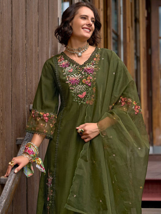 Indo Era Floral Embroidered V Neck Panelled A Line Kurta With Trousers & Dupatta