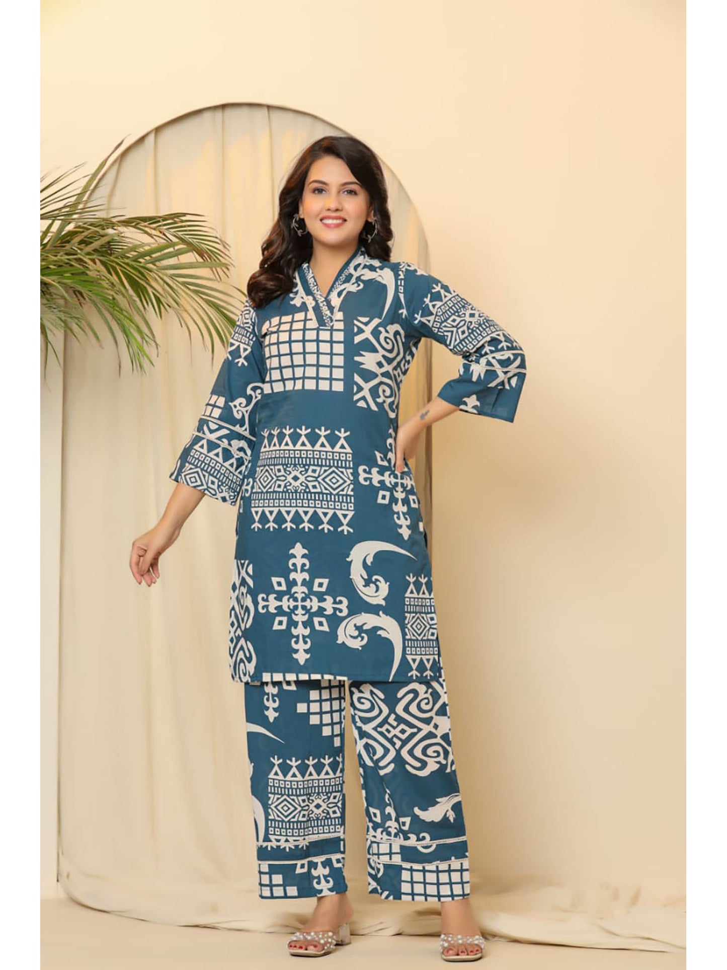 Blue Hardik Hibis Printed Co-Ord (Set of 2)