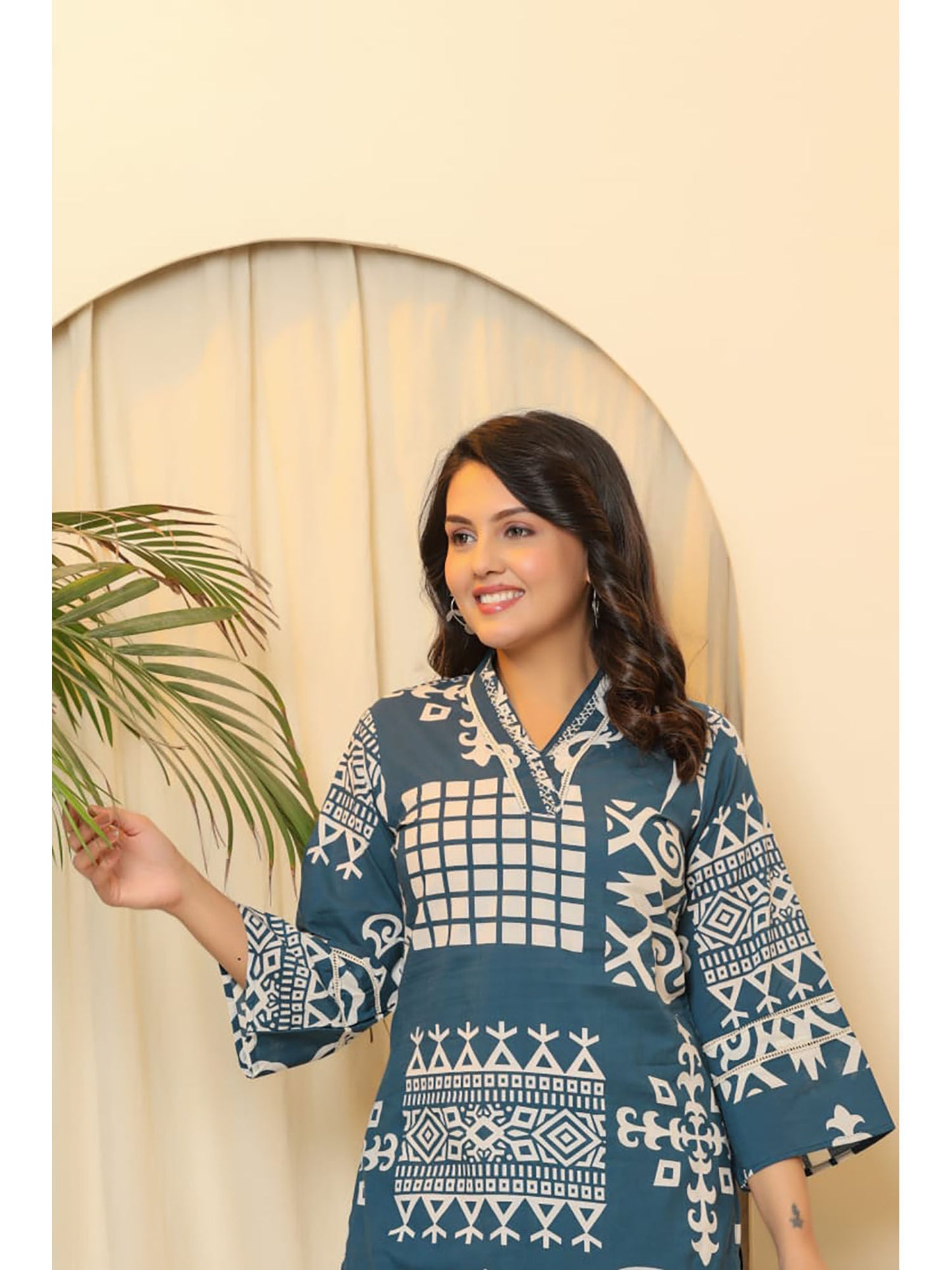 Blue Hardik Hibis Printed Co-Ord (Set of 2)