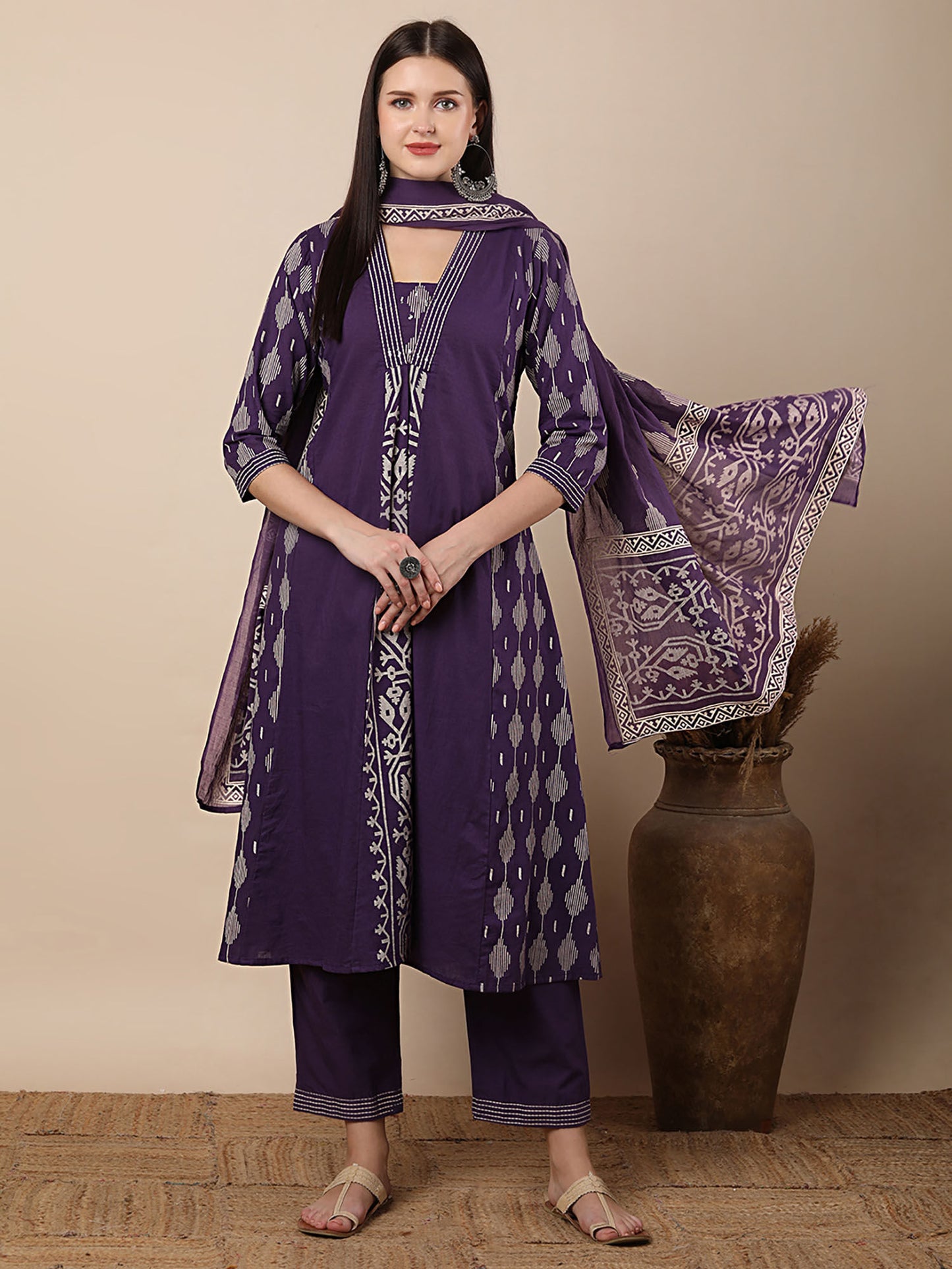 Printed Embroidered Kurta with Pant and Dupatta (Set of 3)