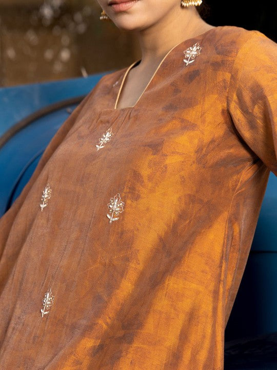 EARTH O FAB Women Printed Regular Chanderi Silk Kurta