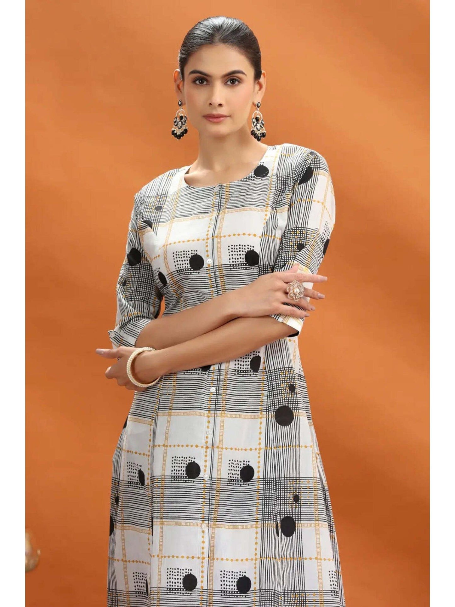Women Off White Printed Co-Ord (Set of 2)