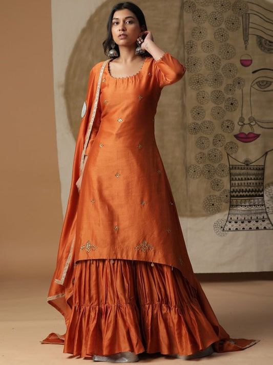 ARPITA SULAKSHANA Floral Embroidered Chanderi Silk A-Line Kurta