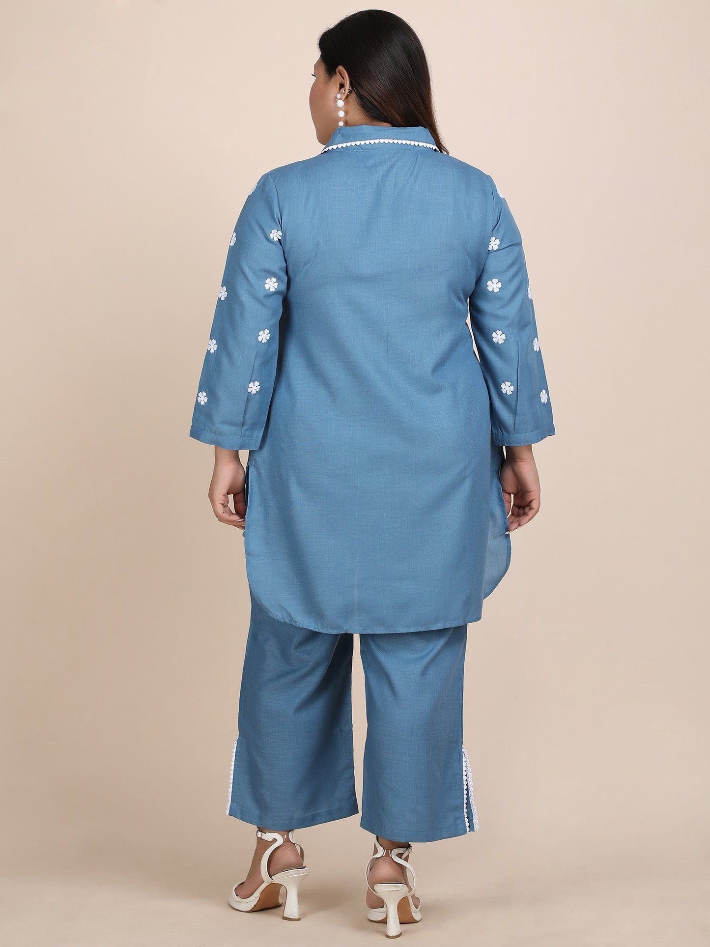 Women Blue Embroidered Co-Ord (Set of 2)