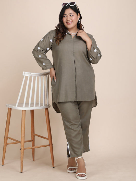 Women Grey Embroidered Co-Ord (Set of 2)