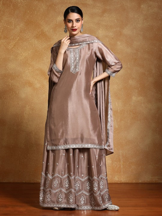 Varanga Floral Yoke Design Zari Straight Kurta