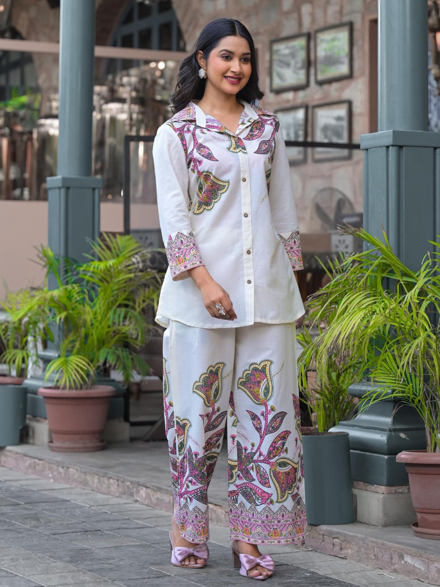 Curved Style Mulmul Fabric White Color Co-ord (Set of 2)