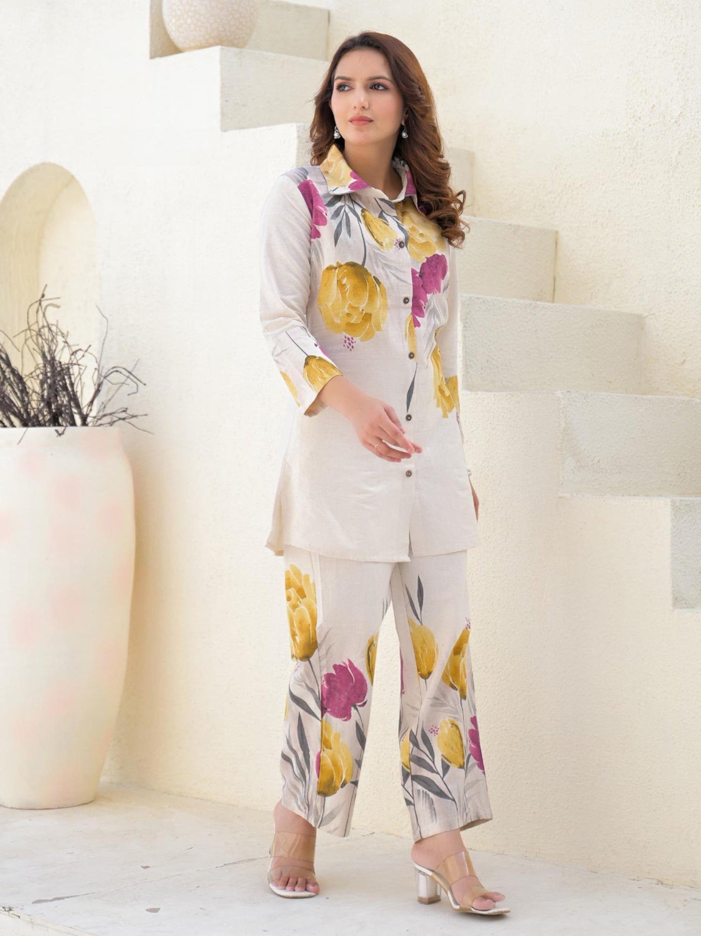 Curved Style Cotton Flex Fabric Off White Co-ord (Set of 2)