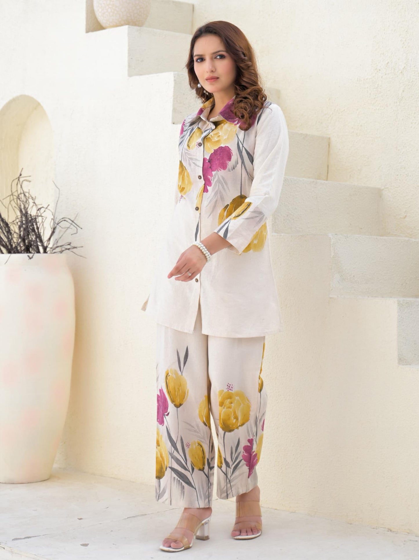Curved Style Cotton Flex Fabric Off White Co-ord (Set of 2)