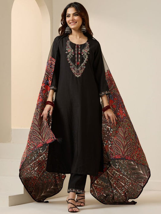 Ishin Floral Embroidered Thread Work Round Neck Straight Kurta