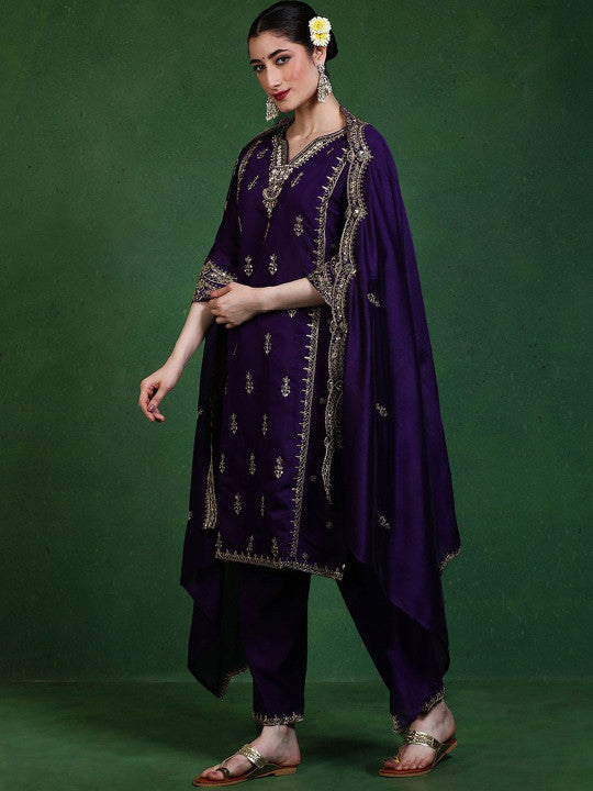 Jaipur Kurti Women Floral Embroidered Kurta with Trousers & Dupatta