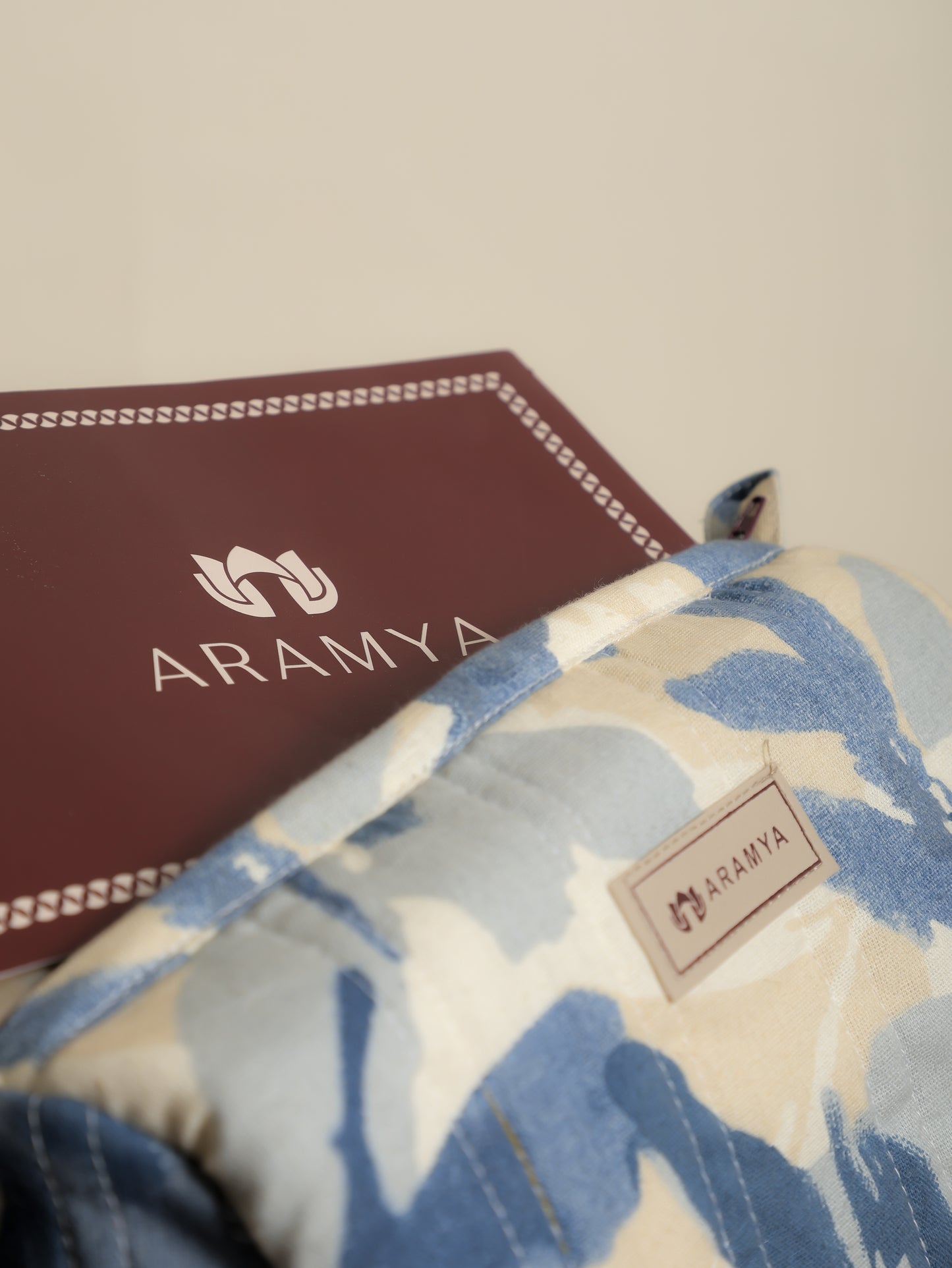 Aramya Travel Pouch Limted Edition