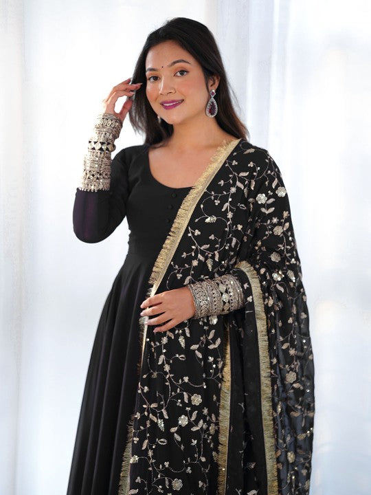 Neck Long Sleeves Anarkali Kurta