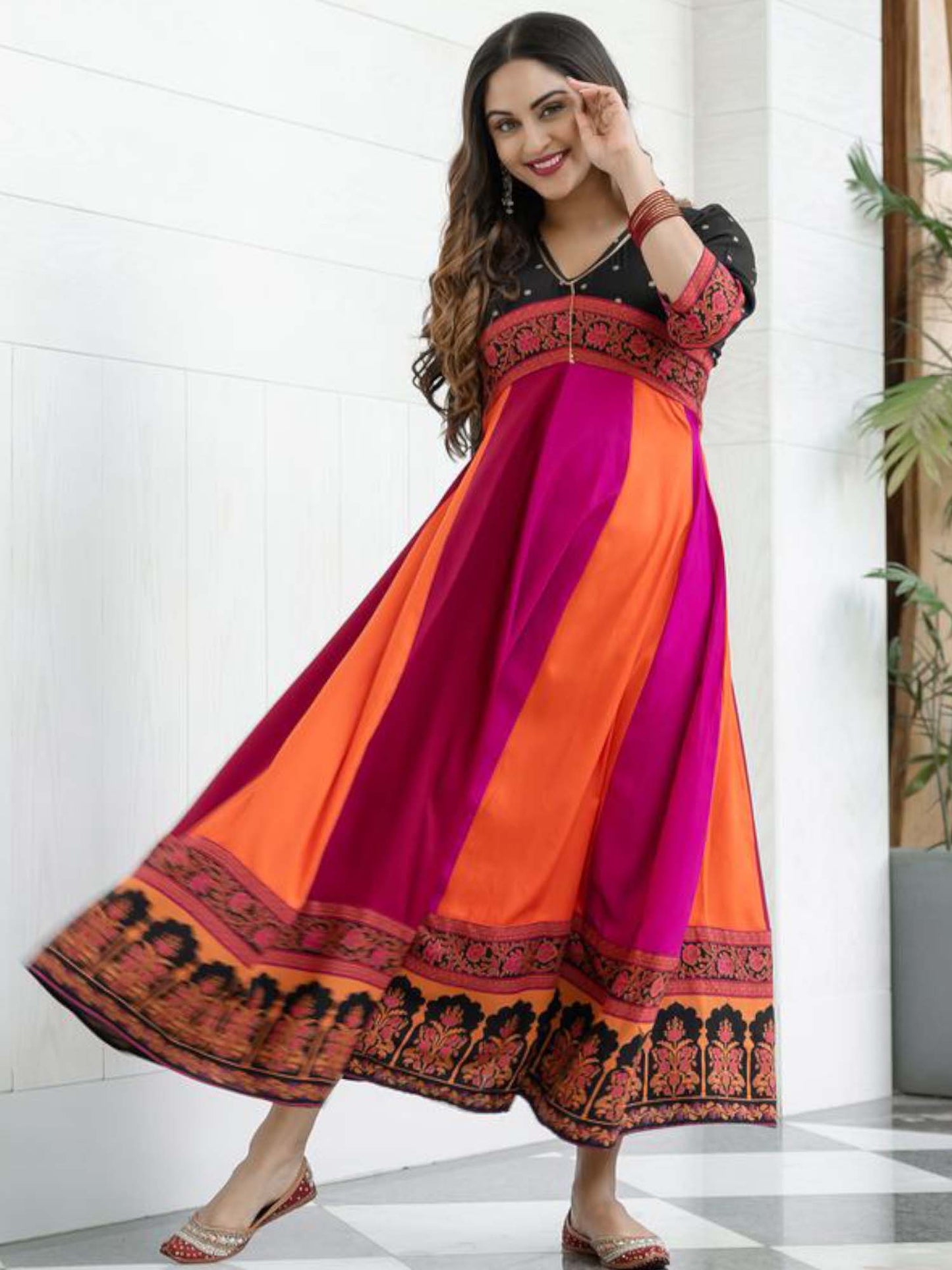 Black Multicolour Long Kalidaar Dress With Border Details