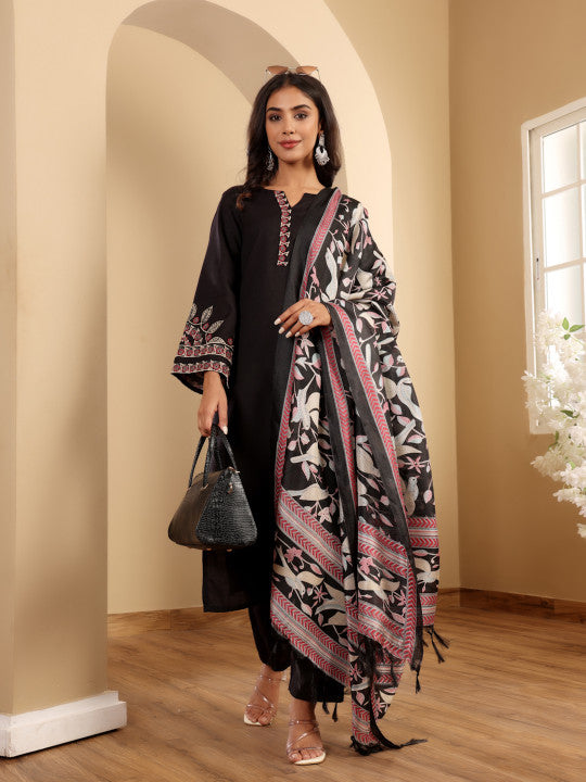 Varanga Floral Embroidered Thread Work Notch Neck Straight Kurta With Trousers & Dupatta