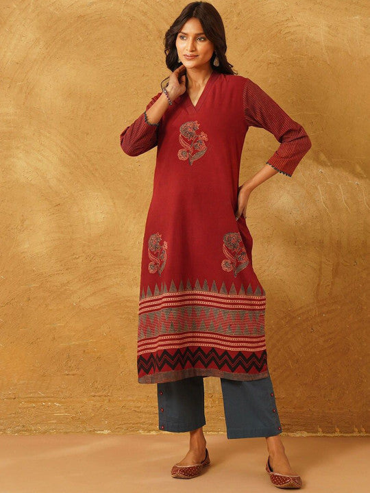 Floral Printed V-Neck Regular Pure Cotton Straight Kurta