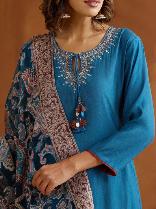 Ishin Women Floral Embroidered Regular Thread Work Kurta with Trousers & With Dupatta
