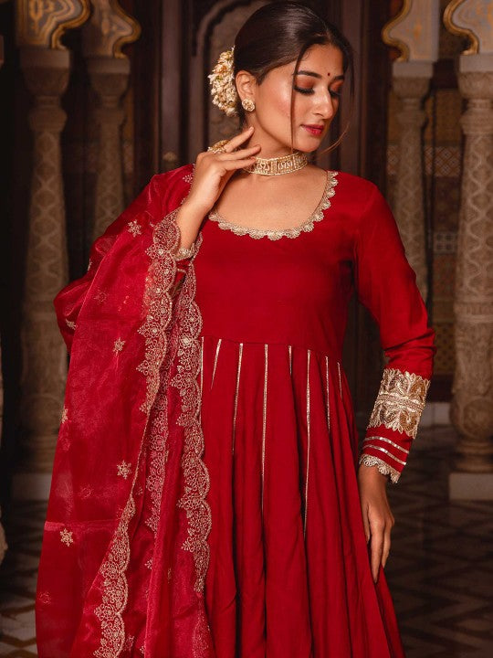 Calmna Gotta Patti Panelled Anarkali Kurta with Trousers & Dupatta