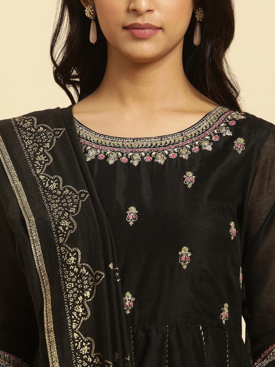 W Black Ethnic Motifs Embroidered Regular Sequinned Kurta with Trousers & With Dupatta