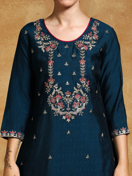 Varanga Women Floral Embroidered Regular Kurta