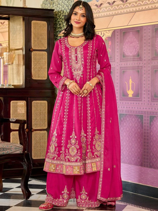 Indo Era Women Floral Embroidered Kurta