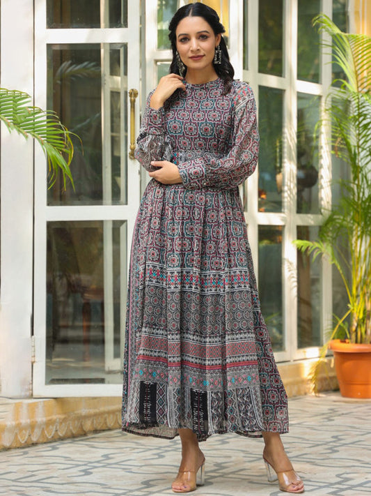 Printed Round Neck Flared Maxi Dress