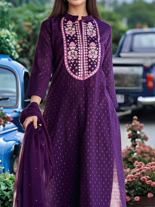 Aaghnya Women Ethnic Motifs Embroidered Kurta