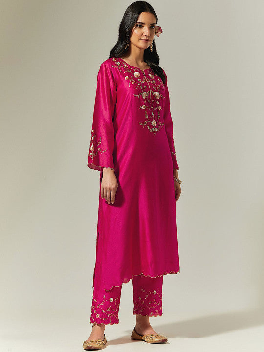 Anantaa by roohi trehan Floral Embroidered Thread Work Chanderi Silk Kurta