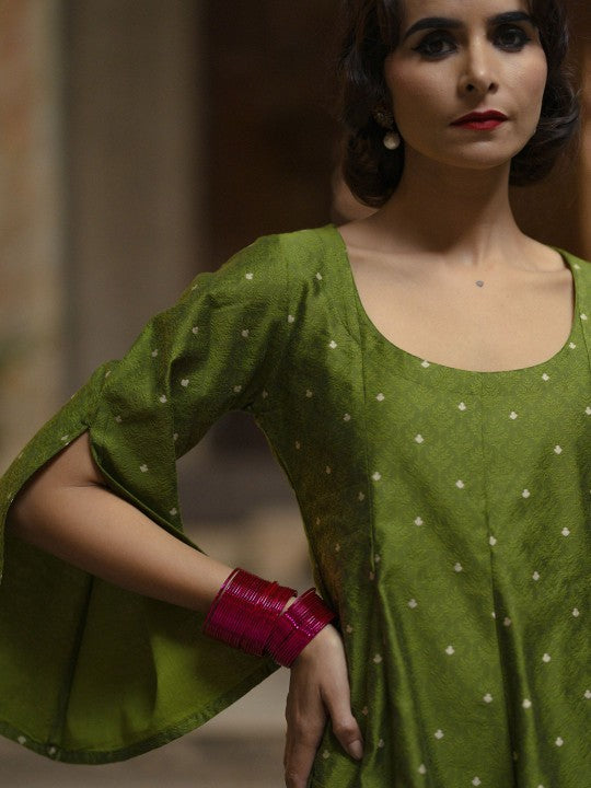 BAARO MASI Ethnic Motifs Printed Panelled Anarkali Kurta