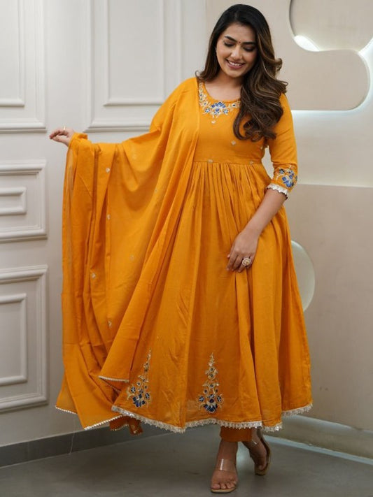 DEVATITHI Women Solid Embroidered Kurta with Trousers & Dupatta
