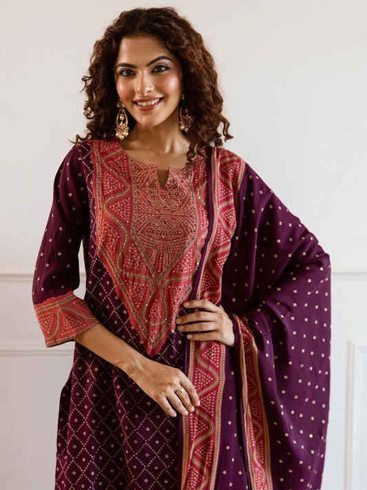 Ishin Women Printed Regular Kurta with Trousers & With Dupatta