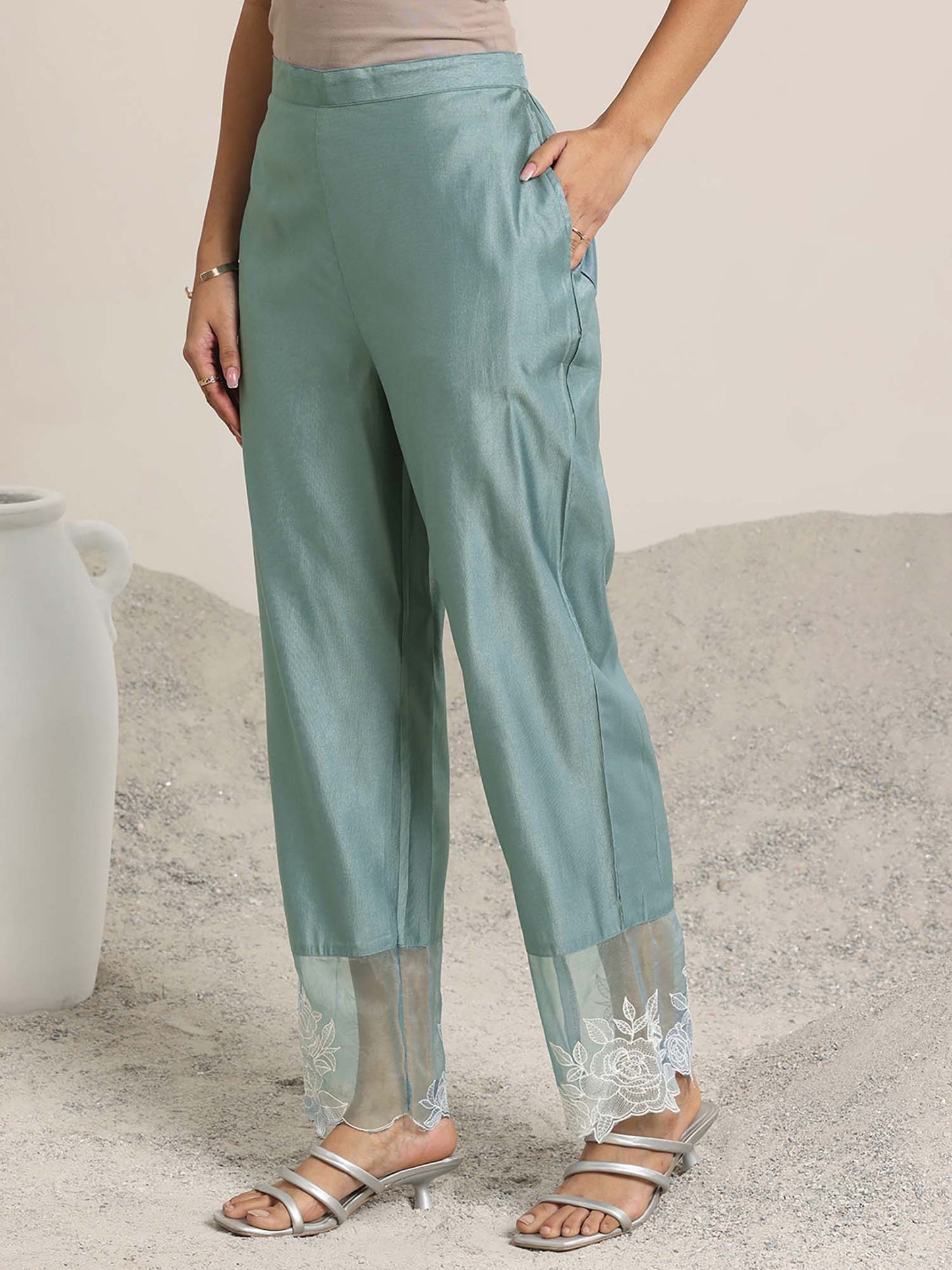 Womens Green Solid Straight Fit Kurta with Pant and Dupatta (Set of 3)