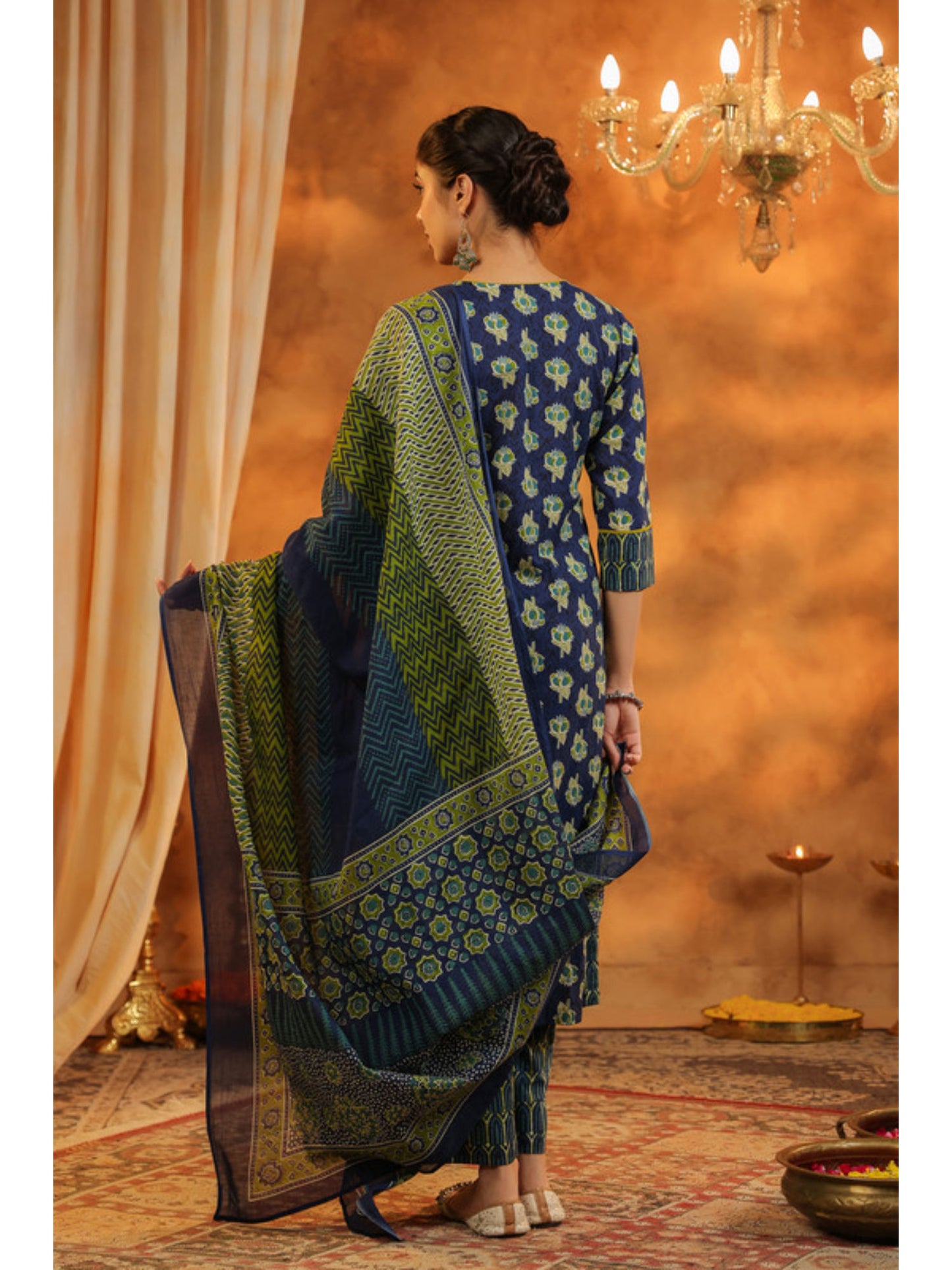 Floral Printed Regular Pure Cotton Kurta Pant and Dupatta (Set of 3)
