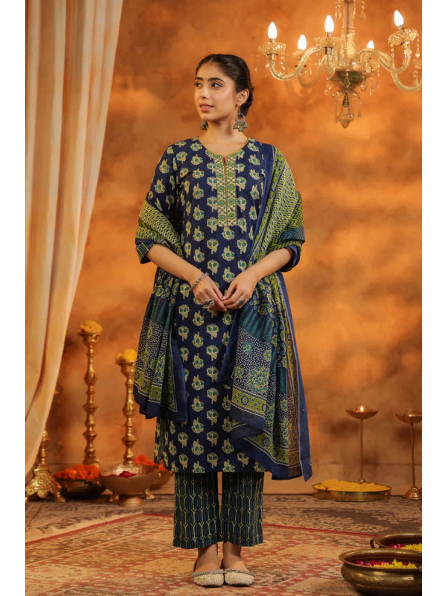 Floral Printed Regular Pure Cotton Kurta Pant and Dupatta (Set of 3)
