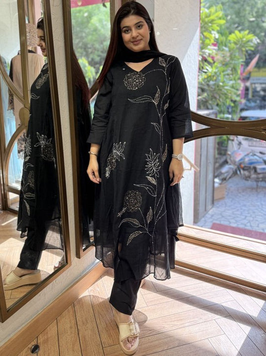 ZYAANA Women Floral Printed Cotton Kurta