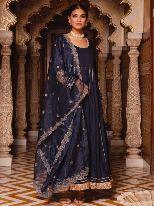 Calmna Gotta Patti Anarkali Kurta With Trousers & Dupatta