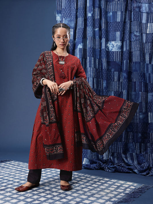 Taavi Geometric Printed Regular Ajrakh Kurta with Trousers & With Dupatta