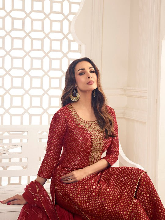 Inddus Zari Woven Yoke Design Embroidered Stright Kurta