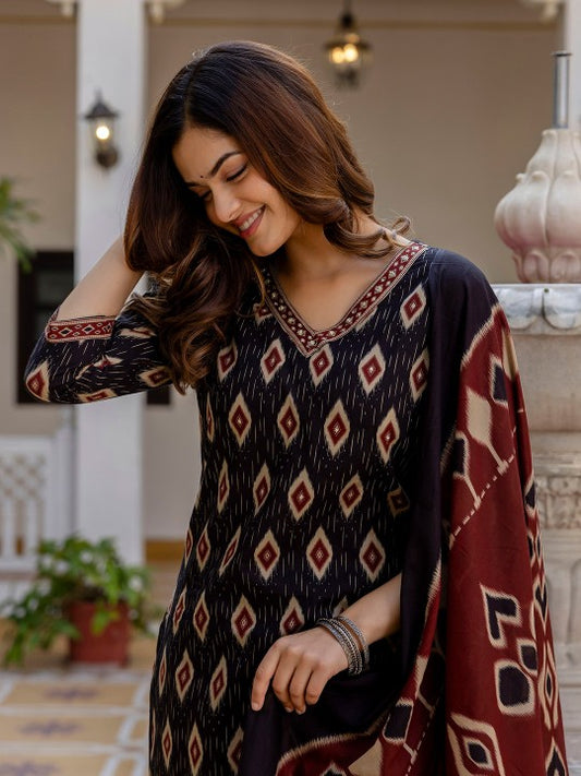 EthniFlair Geometric Printed V-Neck Pure Cotton Straight Kurta With Trousers And Dupatta