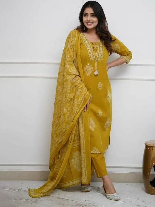 Floral Printed Square Neck Sequinned Pure Cotton Kurta With Trousers & Dupatta