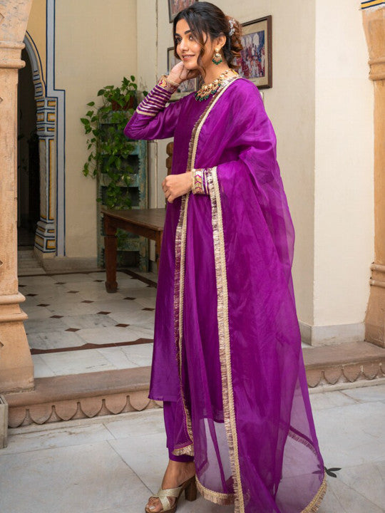 Ambraee Regular Chanderi Silk Kurta With Trousers & Dupatta