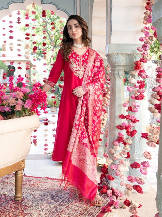 AURELIA Women Embroidered Regular Kurta with Palazzos & With Dupatta