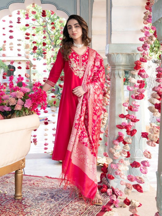 AURELIA Women Embroidered Regular Kurta with Palazzos & With Dupatta