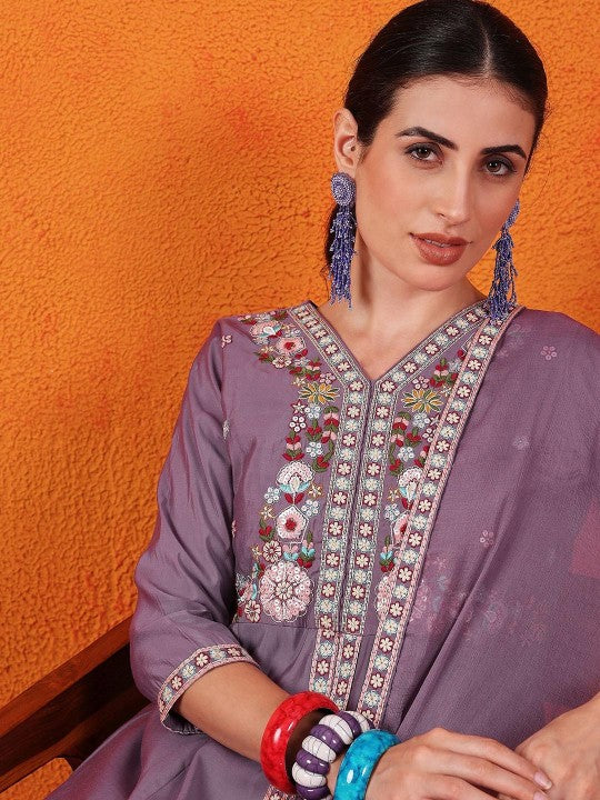 Ariya Prints Floral Embroidered V-Neck Sequinned Pure Silk Kurta